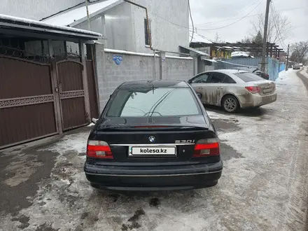 BMW 530 2002 года за 4 500 000 тг. в Алматы – фото 2