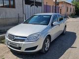 Opel Astra 2010 года за 3 000 000 тг. в Туркестан – фото 2