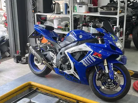 Suzuki  GSX-R 600 2006 года за 2 500 000 тг. в Алматы – фото 2