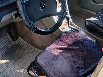 Mercedes-Benz E 230 1988 года за 2 100 000 тг. в Есик – фото 4