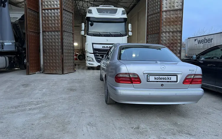 Mercedes-Benz E 240 2001 года за 5 100 000 тг. в Туркестан