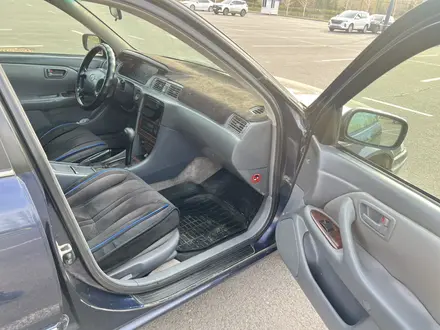 Toyota Camry 1997 года за 3 300 000 тг. в Астана – фото 8