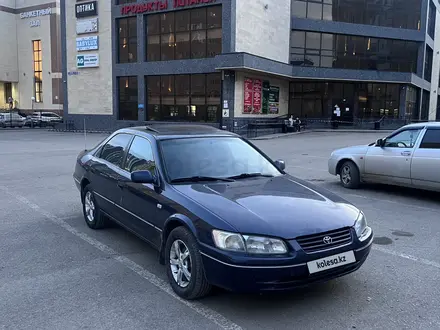 Toyota Camry 1997 года за 3 300 000 тг. в Астана