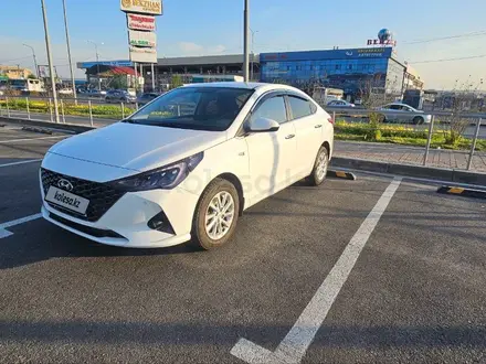 Hyundai Accent 2021 года за 8 300 000 тг. в Шымкент – фото 2