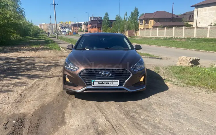Hyundai Sonata 2019 годаүшін9 500 000 тг. в Астана
