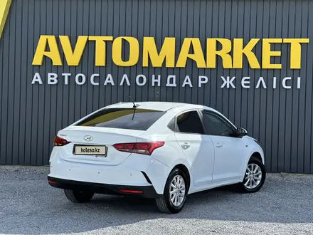 Hyundai Accent 2020 года за 7 700 000 тг. в Актобе – фото 3