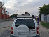 Chevrolet Niva 2015 года за 3 200 000 тг. в Семей – фото 3
