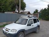 Chevrolet Niva 2015 года за 3 200 000 тг. в Семей – фото 4