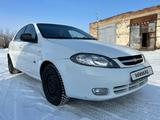 Chevrolet Lacetti 2011 года за 2 950 000 тг. в Усть-Каменогорск – фото 2