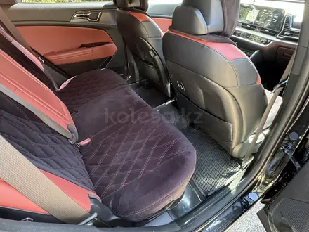 Kia Sportage 2023 года за 16 490 000 тг. в Костанай – фото 14