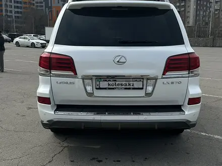 Lexus LX 570 2014 года за 26 000 000 тг. в Усть-Каменогорск – фото 4
