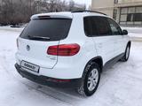 Volkswagen Tiguan 2014 годаүшін8 200 000 тг. в Актобе – фото 5