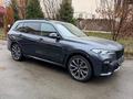BMW X7 2022 года за 47 400 000 тг. в Алматы – фото 2