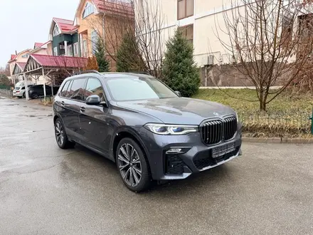 BMW X7 2022 года за 47 400 000 тг. в Алматы – фото 3