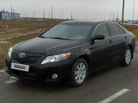 Toyota Camry 2008 года за 5 000 000 тг. в Атырау – фото 2