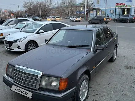Mercedes-Benz E 200 1992 года за 1 500 000 тг. в Кызылорда – фото 6