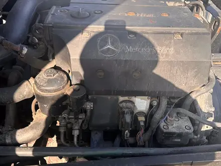 Mercedes-Benz  811D 1998 года за 7 800 000 тг. в Алматы – фото 37