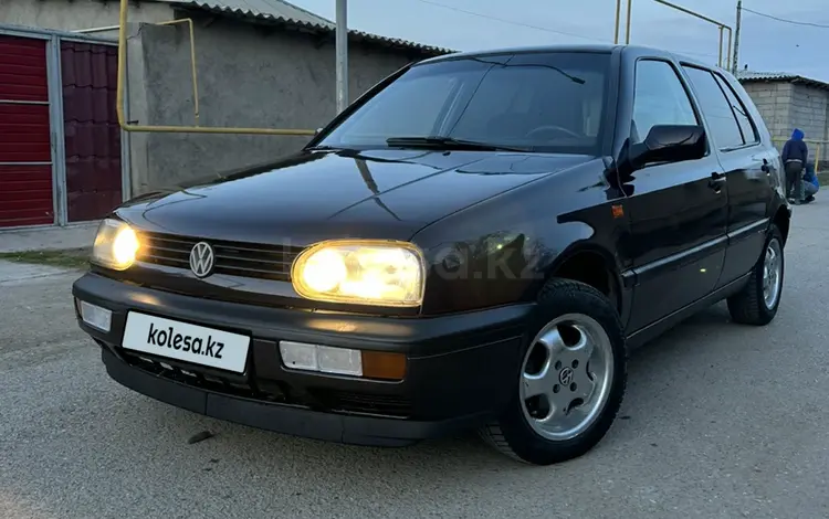 Volkswagen Golf 1994 года за 1 650 000 тг. в Шымкент