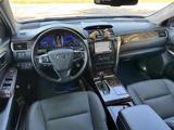Toyota Camry 2017 годаүшін11 900 000 тг. в Шымкент – фото 2