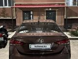 Hyundai Accent 2021 годаүшін7 200 000 тг. в Актобе – фото 3