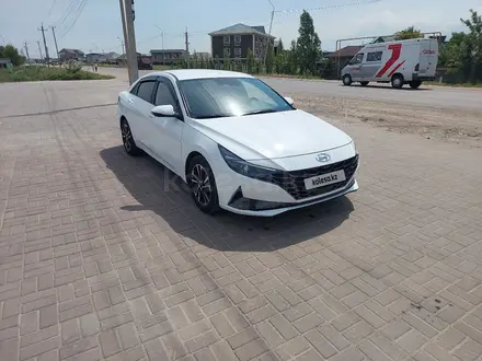 Hyundai Elantra 2022 года за 10 000 000 тг. в Алматы – фото 2