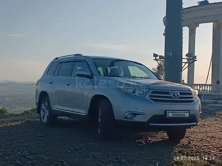 Toyota Highlander 2013 года за 14 500 000 тг. в Усть-Каменогорск – фото 10