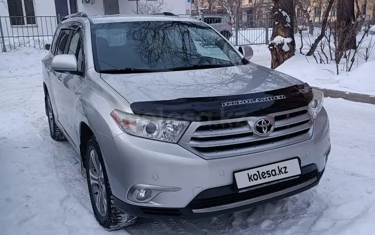 Toyota Highlander 2013 года за 14 500 000 тг. в Усть-Каменогорск