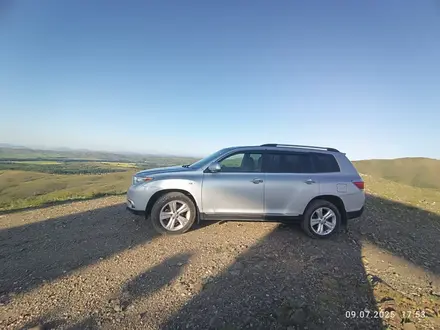 Toyota Highlander 2013 года за 14 500 000 тг. в Усть-Каменогорск – фото 2