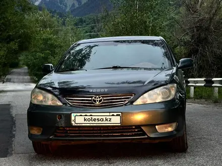 Toyota Camry 2004 года за 5 000 000 тг. в Алматы – фото 13