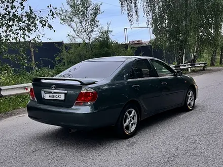 Toyota Camry 2004 года за 5 000 000 тг. в Алматы – фото 17