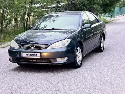 Toyota Camry 2004 года за 5 000 000 тг. в Алматы – фото 19