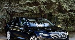 Skoda Superb 2020 года за 14 950 000 тг. в Костанай