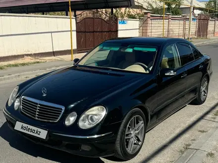 Mercedes-Benz E 320 2002 года за 4 700 000 тг. в Шымкент – фото 2