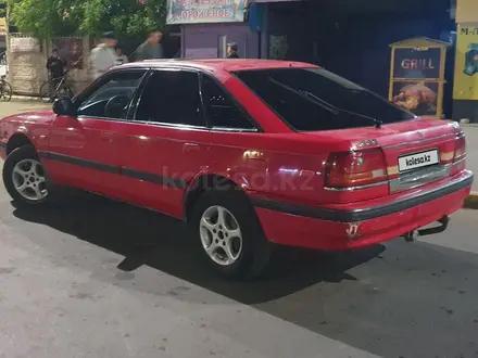 Mazda 626 1991 года за 1 100 000 тг. в Семей – фото 3