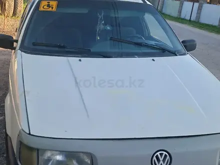 Volkswagen Passat 1990 года за 800 000 тг. в Алматы