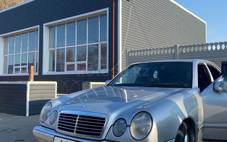 Mercedes-Benz E 240 1996 года за 2 700 000 тг. в Бауыржана Момышулы