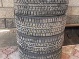 Dunlop 4 колеса б/у или меняю на зимнюю липучку (Китай не предлагать) за 120 000 тг. в Алматы