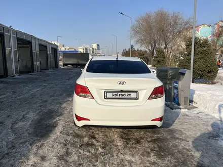 Hyundai Solaris 2015 года за 4 250 000 тг. в Алматы – фото 3