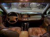 Toyota Camry 2002 годаүшін4 000 000 тг. в Караганда – фото 5