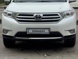 Toyota Highlander 2012 года за 14 800 000 тг. в Алматы