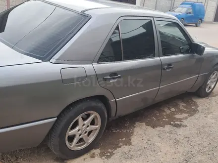 Mercedes-Benz E 230 1989 года за 1 500 000 тг. в Алматы – фото 6
