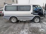 Toyota Hiace 1994 года за 2 900 000 тг. в Семей – фото 5