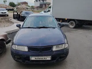 Mitsubishi Carisma, 1995