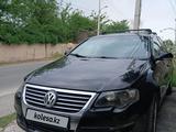 Volkswagen Passat 2005 года за 2 200 000 тг. в Шымкент