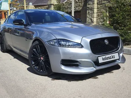 Jaguar XJ 2014 года за 14 000 000 тг. в Костанай