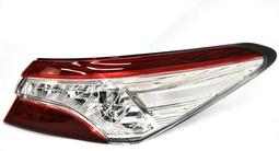 Новый оригинальный задний фонарь для крыла Toyota Camry 70 за 134 670 тг. в Алматы