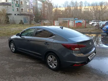 Hyundai Elantra 2019 года за 8 000 000 тг. в Астана – фото 4