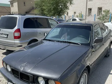BMW 520 1991 года за 1 350 000 тг. в Жанаозен – фото 2