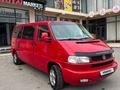 Volkswagen Caravelle 1997 годаfor4 400 000 тг. в Шымкент