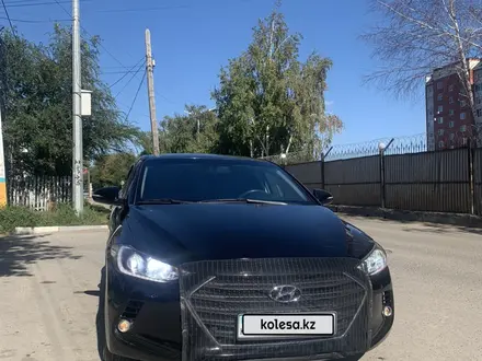 Hyundai Elantra 2018 года за 7 500 000 тг. в Костанай – фото 2